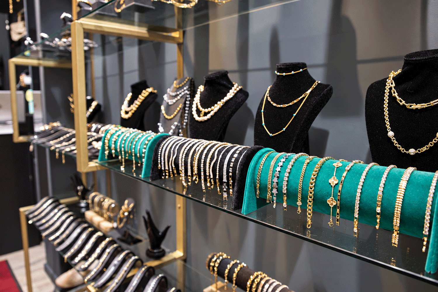 Neu in der Galerie: Entdecken Sie Libas Gold!